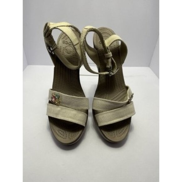 NWOB Crocs Leigh II Ankle Cross Strap Wedge Sandals Size 9 Beige Canvas - Picture 1 of 9